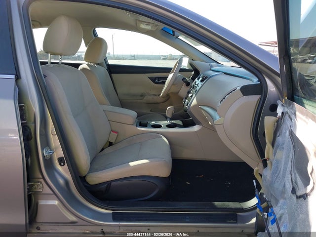 2015 Nissan Altima 2.5 მანქანა იყიდება აუქციონზე, vin: 1N4AL3APXFC125612, აუქციონის ნომერი: 44437144