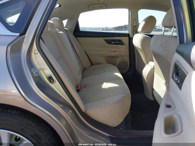 2015 Nissan Altima 2.5 მანქანა იყიდება აუქციონზე, vin: 1N4AL3APXFC125612, აუქციონის ნომერი: 44437144