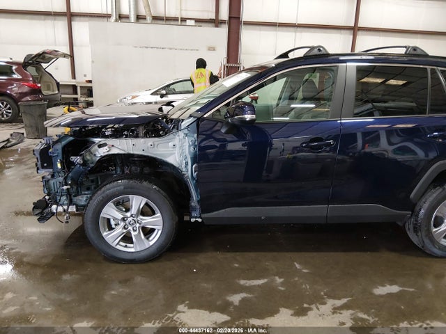 Toyota Rav4 Xle 2025 2T3P1RFV8SW596539 Image 15