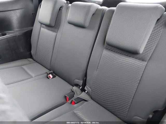 5TDZARFH1KS052033 Toyota Highlander
