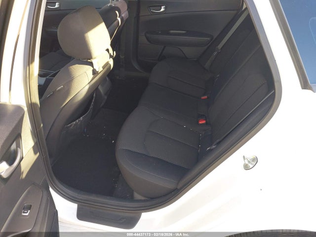5XXGT4L39GG084668 KIA Optima Lx