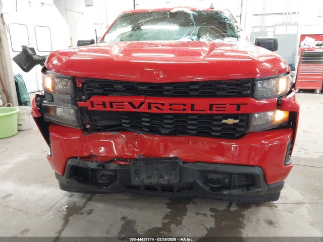 3GCPYBEK9MG181923 Chevrolet Silverado 1500 4wd Short Bed Custom