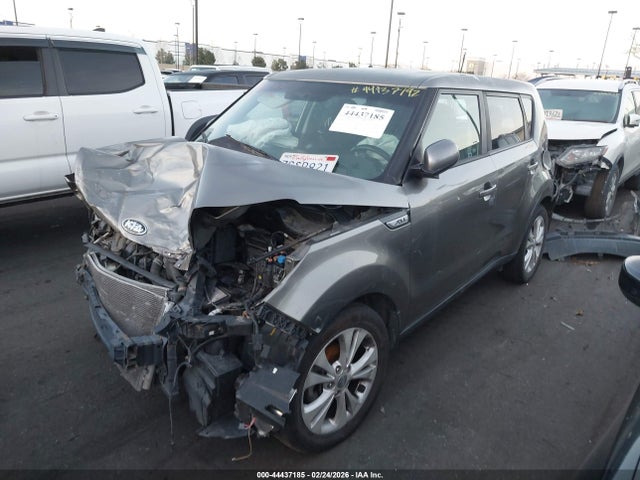 KIA SOUL + 2015 KNDJP3A59F7149423 Image 2