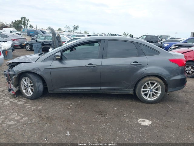 Ford FOCUS SE 2015 1FADP3F20FL221876 Image 15