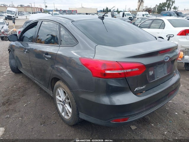Ford FOCUS SE 2015 1FADP3F20FL221876 Image 3