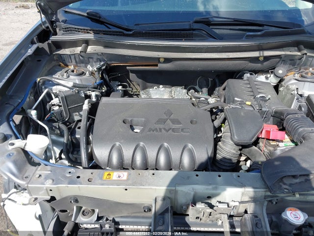 2015 MITSUBISHI OUTLANDER JA4AD3A36FZ000781 Photo 9