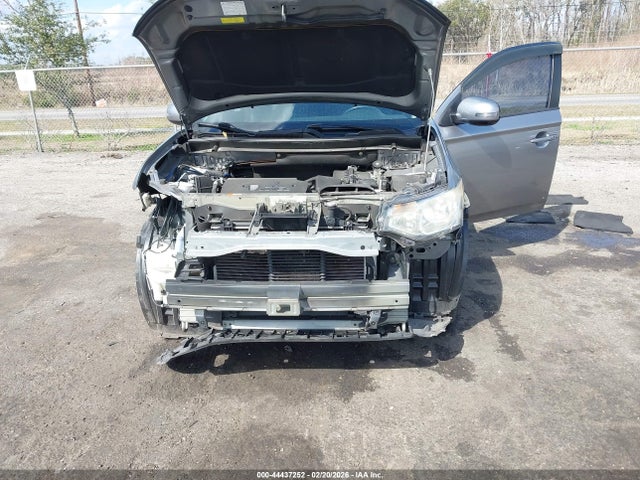 2015 MITSUBISHI OUTLANDER JA4AD3A36FZ000781 Photo 5