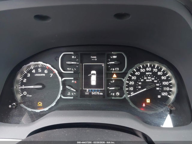 5TFDY5F15JX741440 Toyota Tundra Sr5 5.7l V8