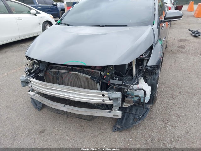 JTDKARFP8H3061427 Toyota Prius Prime Premium