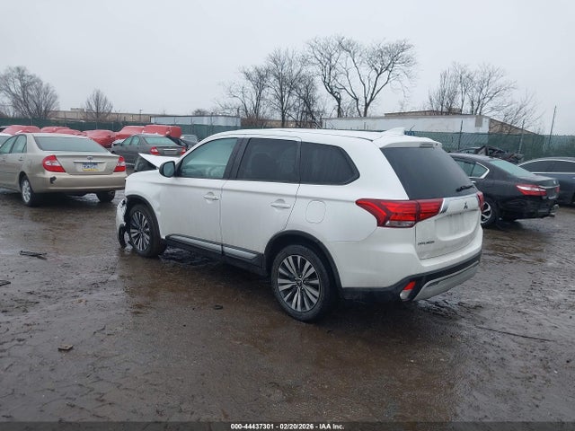 2020 MITSUBISHI OUTLANDER JA4AD2A30LZ009207 Photo 2