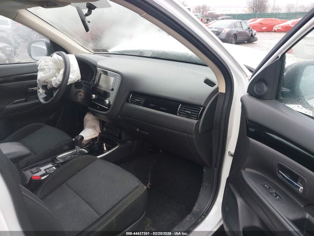 2020 MITSUBISHI OUTLANDER JA4AD2A30LZ009207 Photo 4