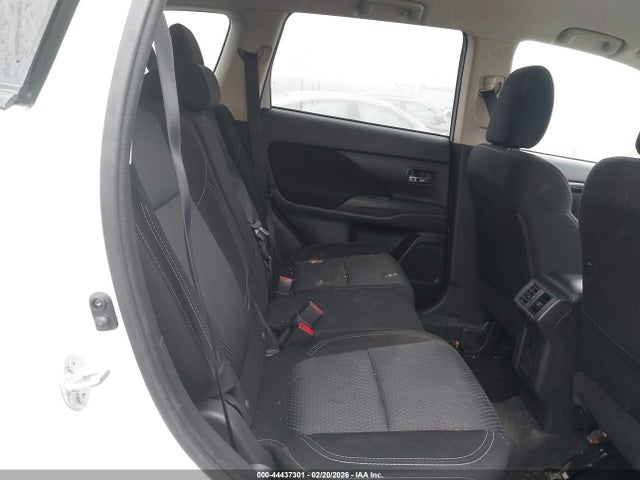 2020 MITSUBISHI OUTLANDER JA4AD2A30LZ009207 Photo 7