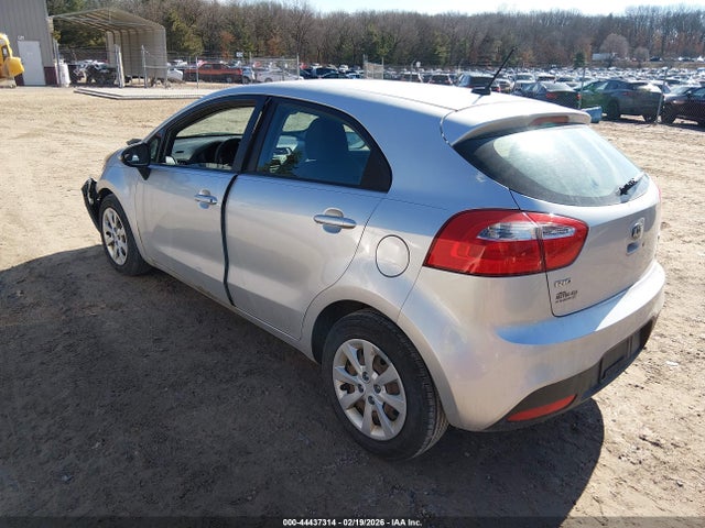 2013 KIA RIO KNADM5A31D6157659 Photo 2