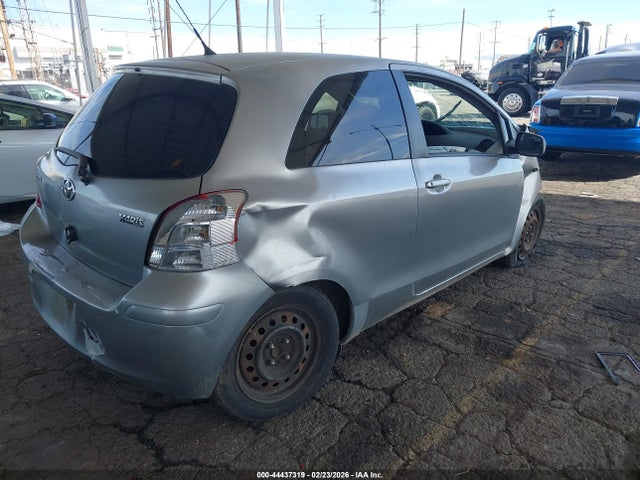 2009 TOYOTA YARIS JTDJT903795233867 Photo 3