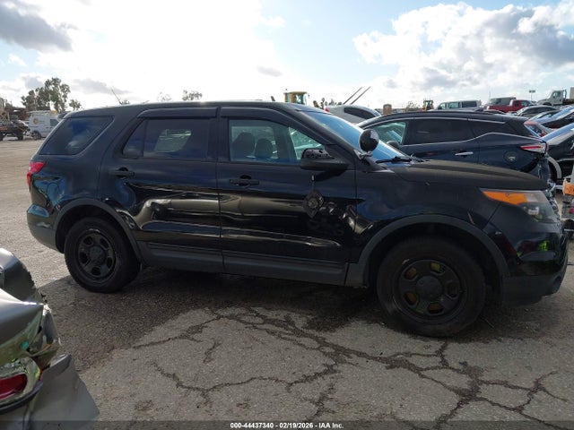Ford Utility Police Interceptor 2015 1FM5K8AR5FGA66535 Image 13