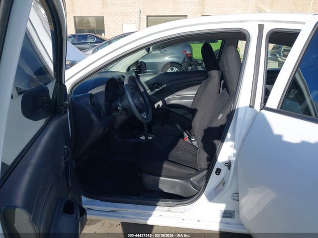 3N1CN7AP7EL818602 Nissan Versa 1.6 S+