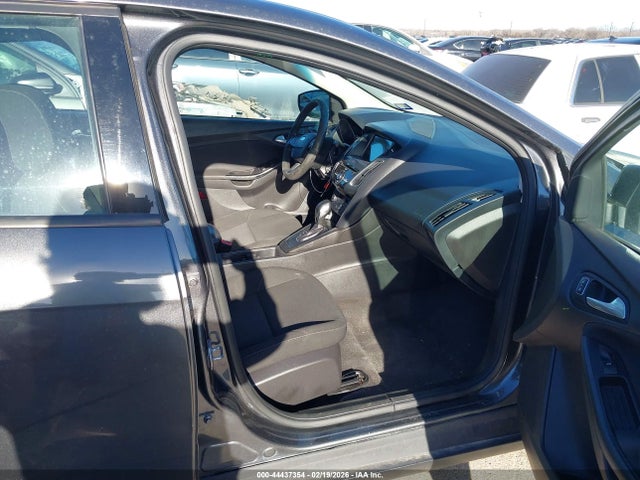 1FADP3H20JL321367 Ford FOCUS SEL