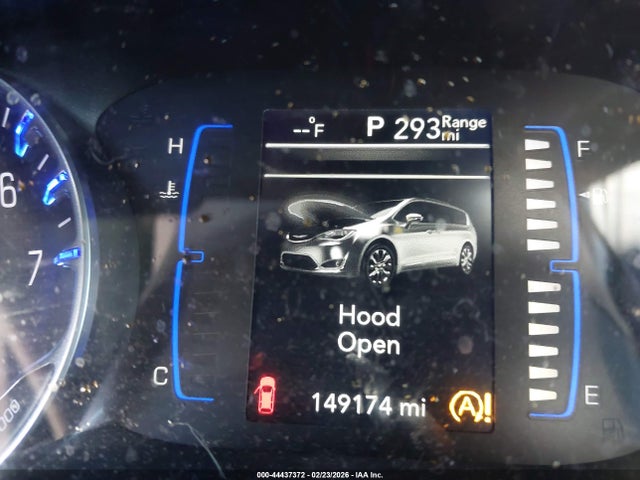 2018 Chrysler Pacifica Touring L მანქანა იყიდება აუქციონზე, vin: 2C4RC1BG9JR128551, აუქციონის ნომერი: 44437372