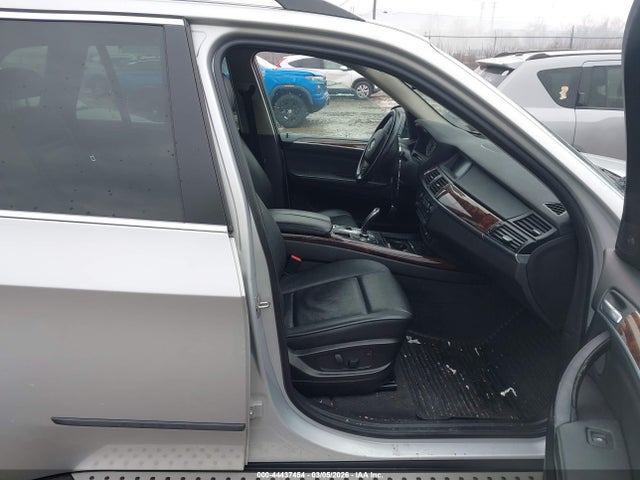 2011 BMW X5 5UXZV8C58BL419650 Photo 4