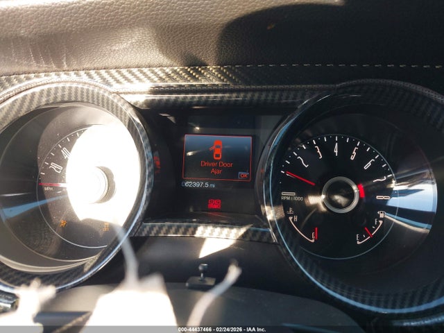 1ZVBP8CF8E5246935 Ford Mustang Gt Premium