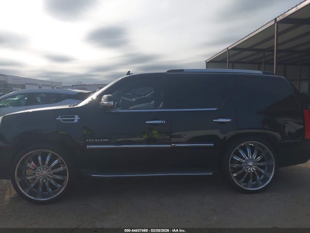 Aukcja sprzedaży 2011 Cadillac Escalade Standard, vin: 1GYS3AEF3BR239666, numer aukcji: 44437469