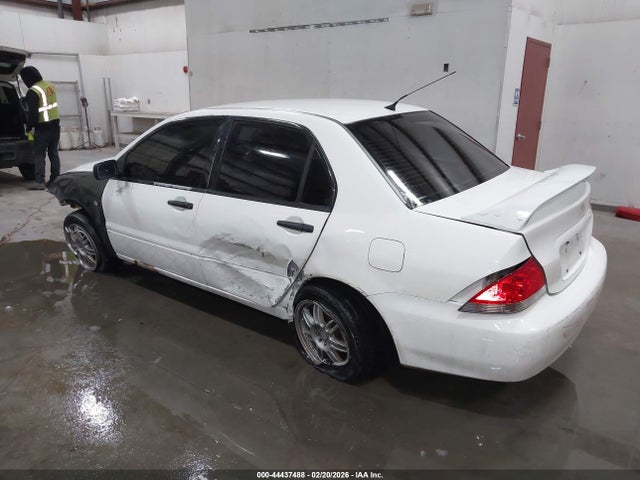 2004 MITSUBISHI LANCER JA3AJ26E34U044183 Photo 2