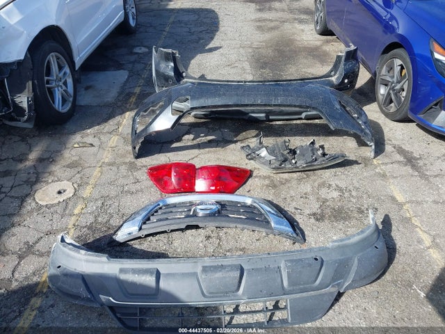 5N1DR2MN6JC612952 Nissan Pathfinder Sv