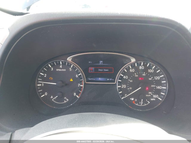 5N1DR2MN6JC612952 Nissan Pathfinder Sv