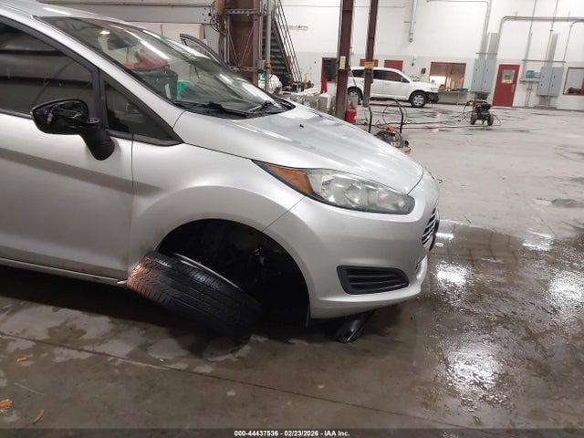 Ford FIESTA SE 2018 3FADP4EJ9JM115321 Image 6