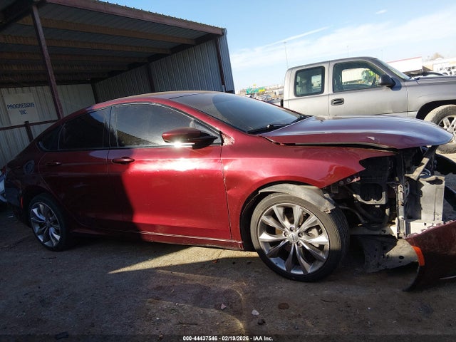 Продажа на аукционе авто 2015 Chrysler 200 S, vin: 1C3CCCBB0FN591533, номер лота: 44437546