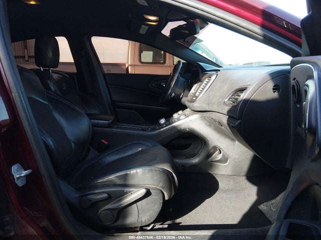 Продажа на аукционе авто 2015 Chrysler 200 S, vin: 1C3CCCBB0FN591533, номер лота: 44437546
