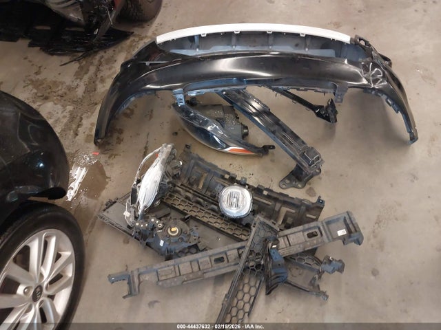 KIA SOUL + 2018 KNDJP3A53J7525557 Image 12