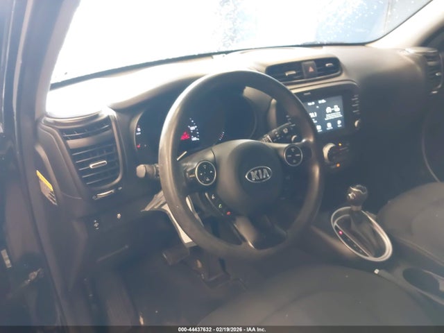KIA SOUL + 2018 KNDJP3A53J7525557 Image 20