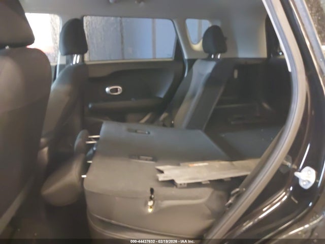 KIA SOUL + 2018 KNDJP3A53J7525557 Image 21