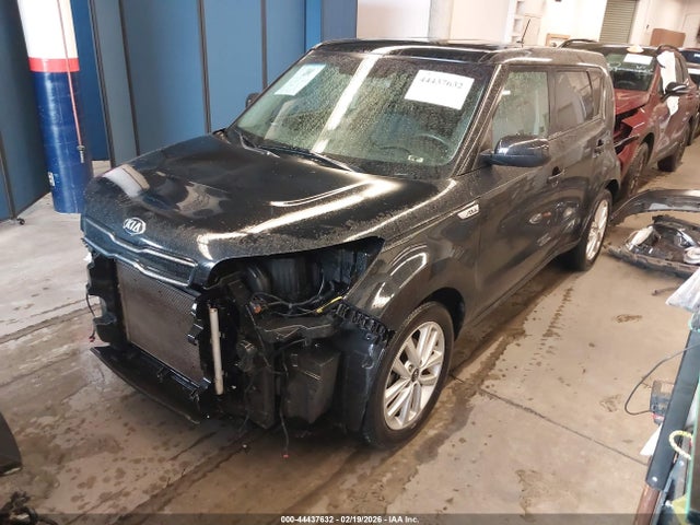 KIA SOUL + 2018 KNDJP3A53J7525557 Image 2