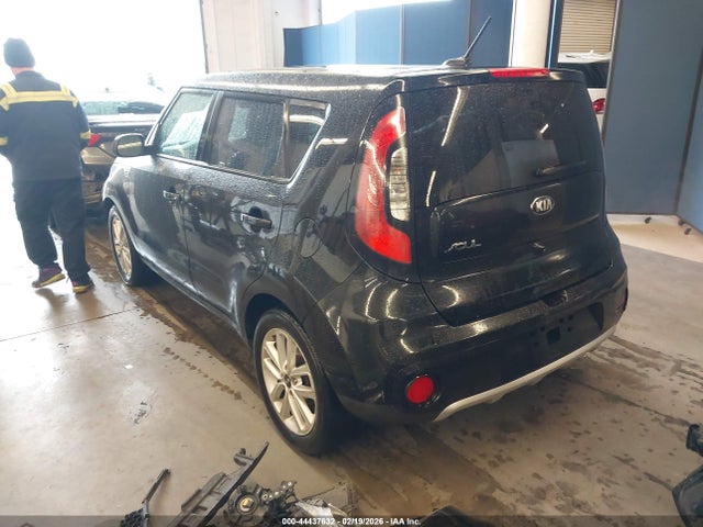KIA SOUL + 2018 KNDJP3A53J7525557 Image 3