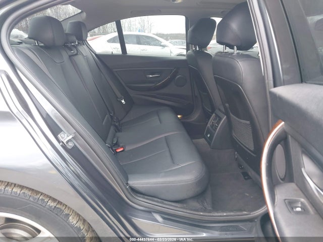 44437644 :رقم المزاد ، WBA3B5G50FNS15859 vin ، 2015 Bmw 328i Xdrive مزاد بيع