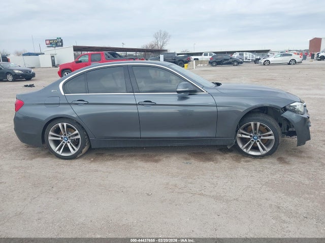 44437655 :رقم المزاد ، WBA8E1C55JA178240 vin ، 2018 Bmw 330e Iperformance مزاد بيع