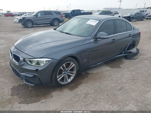 44437655 :رقم المزاد ، WBA8E1C55JA178240 vin ، 2018 Bmw 330e Iperformance مزاد بيع