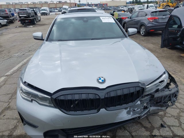 WBA5R1C51KAK10352 BMW 330I