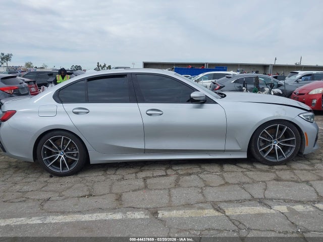 WBA5R1C51KAK10352 BMW 330I