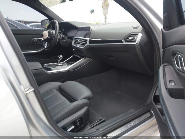 2019 BMW 330I WBA5R1C51KAK10352 Photo 4