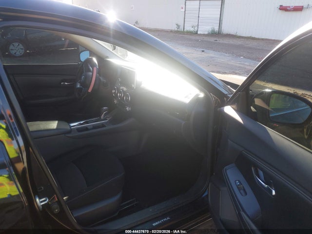 3N1AB8CV3MY279592 Nissan Sentra Sv Xtronic Cvt