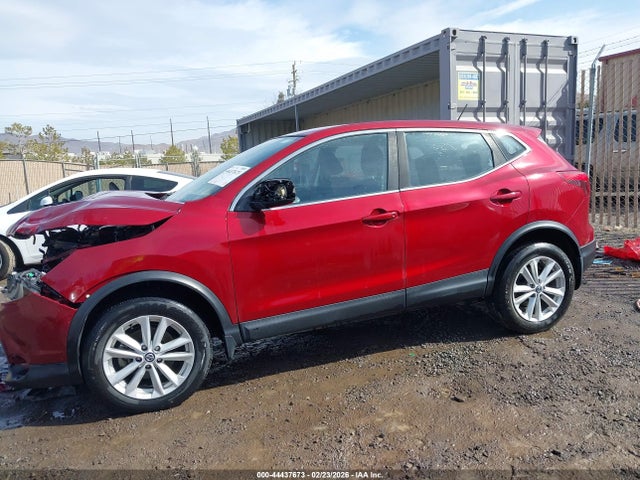 JN1BJ1CR6KW319055 Nissan Rogue Sport S
