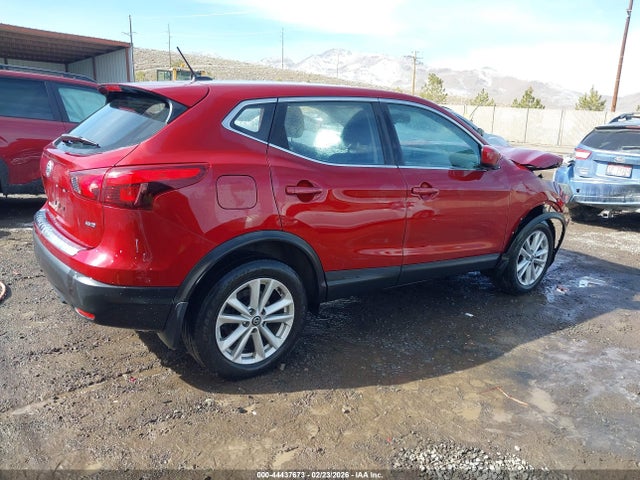 JN1BJ1CR6KW319055 Nissan Rogue Sport S