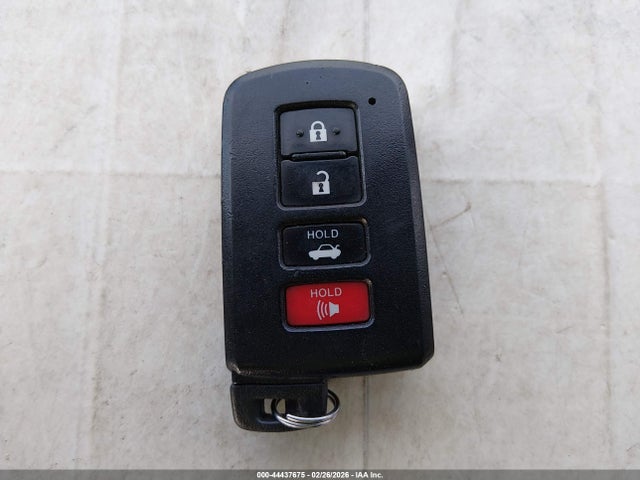 4T1BD1FK1HU208738 Toyota Camry Hybrid Le