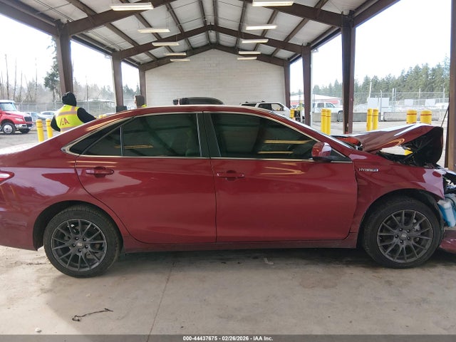 4T1BD1FK1HU208738 Toyota Camry Hybrid Le