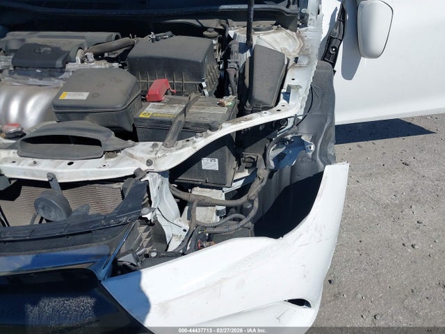 4T1BF1FK1GU252974 Toyota CAMRY SE