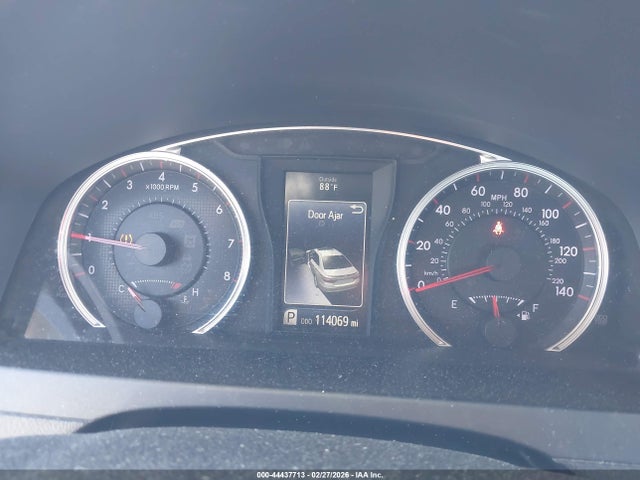 4T1BF1FK1GU252974 Toyota CAMRY SE