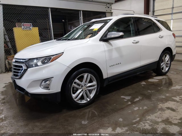 Chevrolet Equinox Premier 2019 2GNAXYEX7K6288816 Image 2